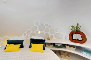 1 bedroom, iron/ironing board, Internet, bed sheets
