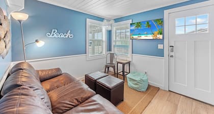 The All Season Cottages are right in the heart of Port A and just a 2 minute dri