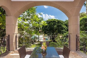 Outdoor dining - Matapalo 203- 2 Bedroom Condo at Tamarindo (Tamarindo)