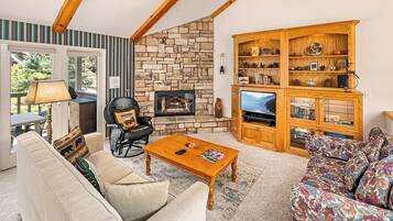 TV, fireplace, DVD player