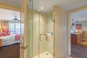 Dusche, kostenlose Toilettenartikel