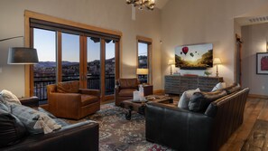 Smart TV, fireplace, video games