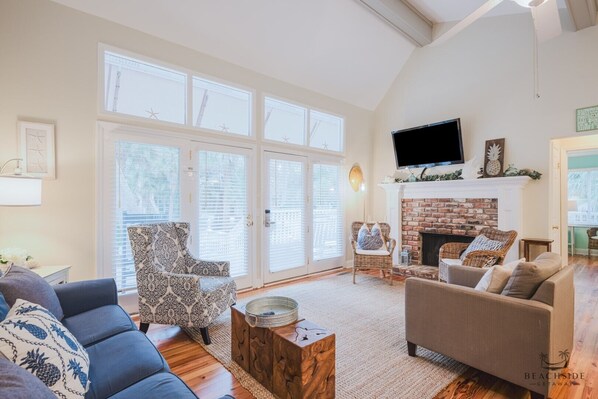 TV connectée, lecteur de DVD, vidéothèque