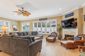 Televisor de pantalla plana 