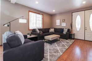 TV, fotballspill og bordtennis