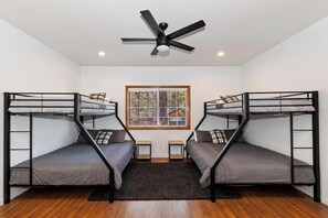 5 bedrooms, WiFi