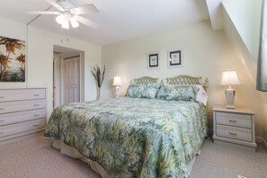 3 chambres, fer et planche à repasser, Wi-Fi gratuit, draps fournis