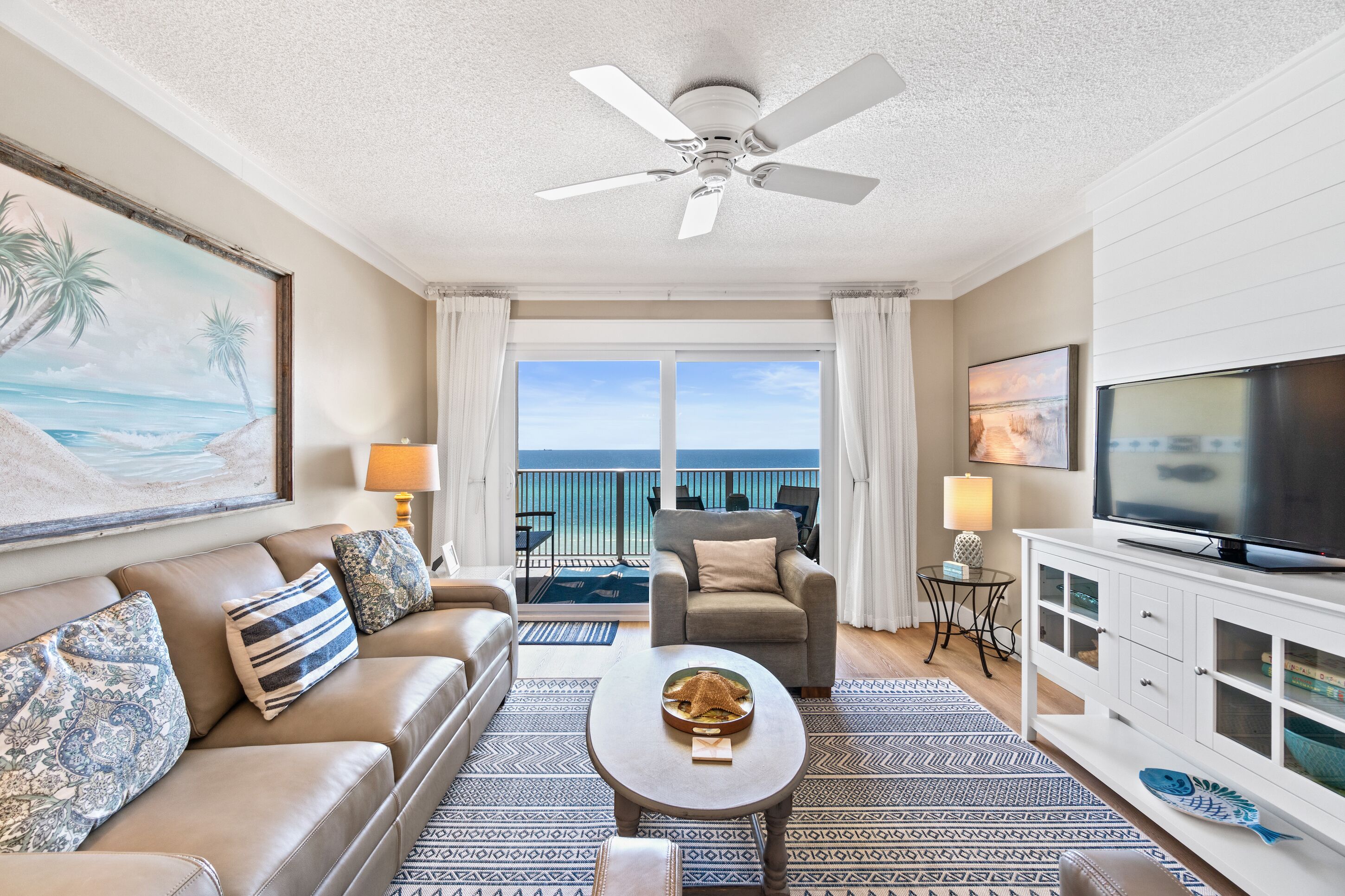 Direct Beachfront - Private Beach - Pool, Free Activities Incl Each day