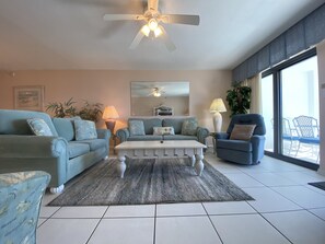TV, DVD player - "Breakers East 205"~Spacious 2BR/2BA Gulf Front Condo Beach setup included (Destin)