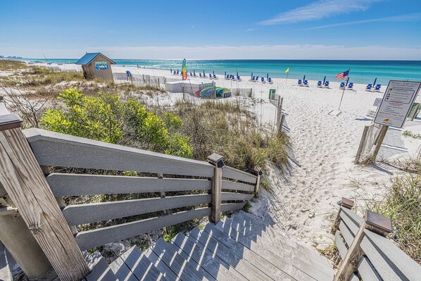 On the beach - "Breakers East 205"~Spacious 2BR/2BA Gulf Front Condo Beach setup included (Destin)