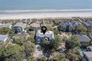 Beach - 43 Dune Lane - 2nd Row Dune Lane Luxury, 100ft from the Sand (Hilton Head Island)