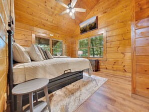 2 soverom, strykejern/-brett, wi-fi (inkludert) og sengetøy