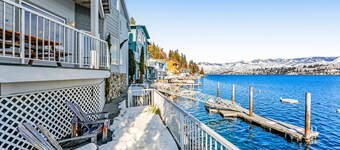 Exklusivt hus vid sjön - rymlig interiör, brygga och båtlyft, fantastisk utsikt!