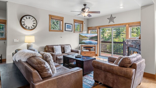 TV, fireplace, offices - Creekside Breckenridge Gem: Hot Tub and Fire Pit (Breckenridge)