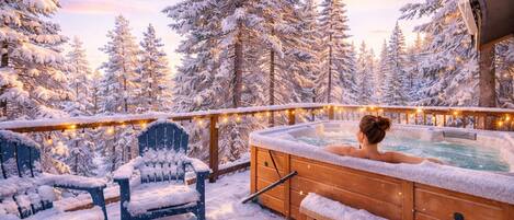 Bañera de hidromasaje al aire libre