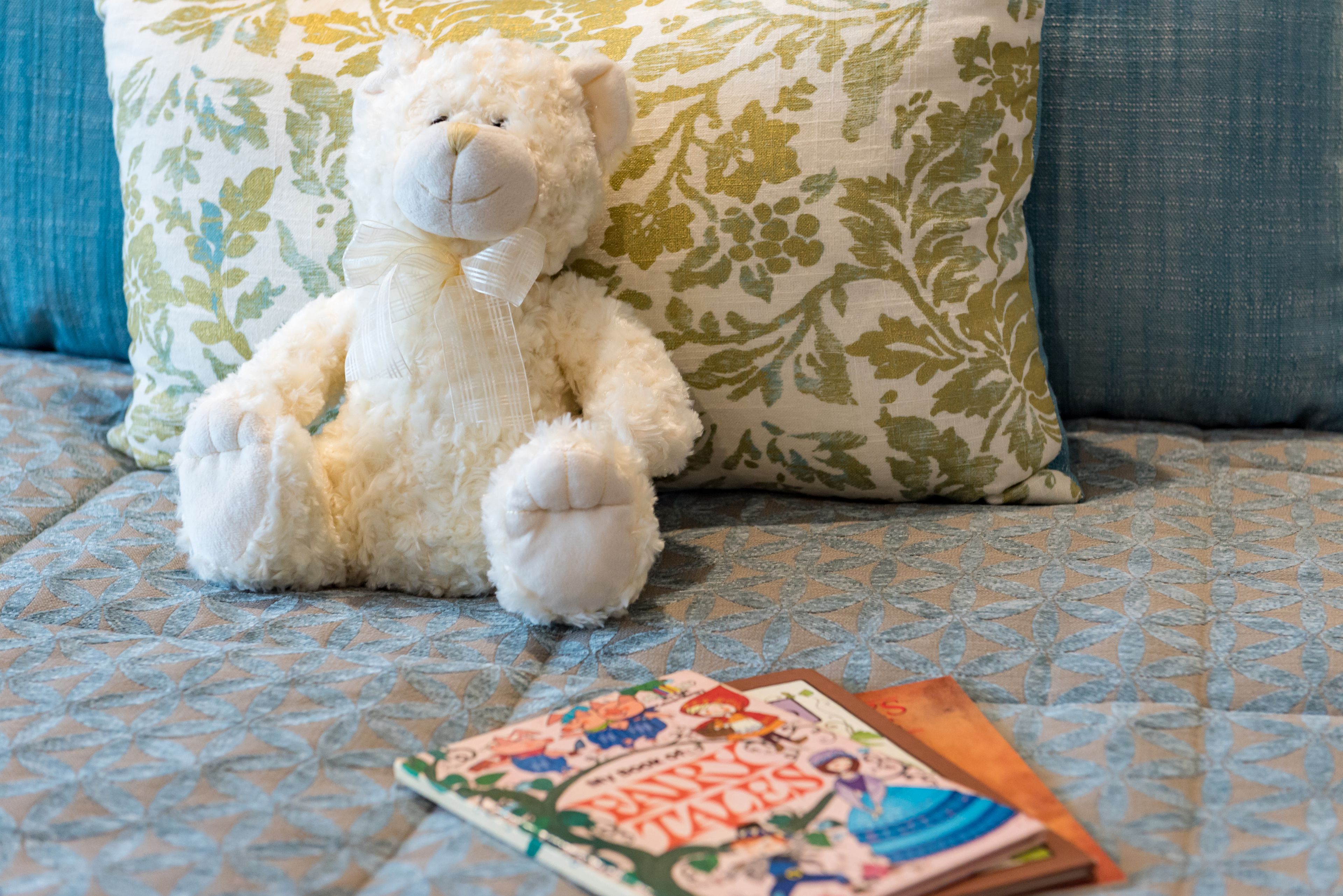 classic family suite | 1 bedroom, minibar, in-room safe, desk