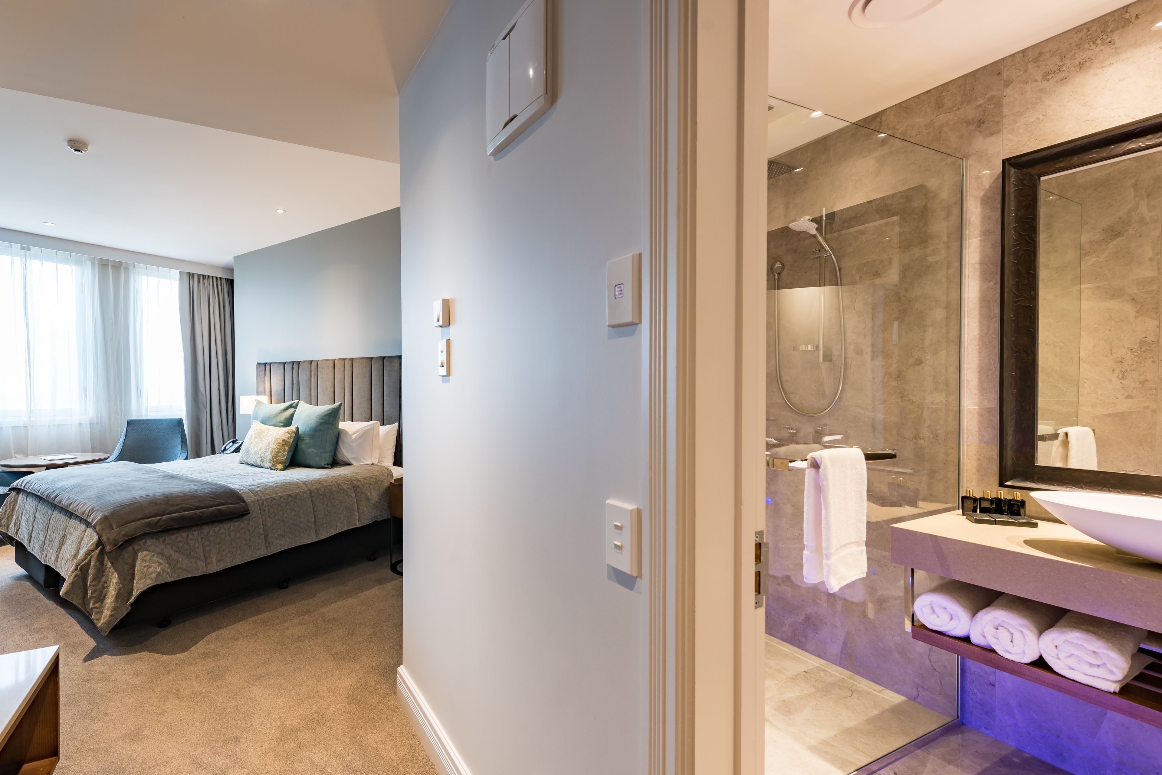 superior super king  | 1 bedroom, minibar, in-room safe, desk