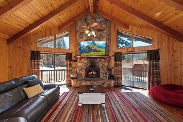 Flat-screen TV, fireplace, DVD player, table football