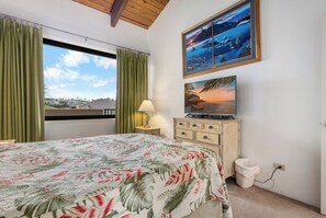 2 bedrooms, iron/ironing board, WiFi