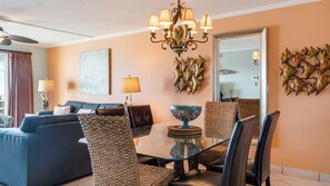 Dining - 🌅 Islander #303 – Luxury Living with Breathtaking Sunrise Views! 🌊✨ (Destin)