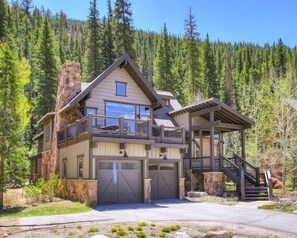 Exterior - Luxurious 4Br Mountain Home~No Cleaning Fees~Kids ski free! (Keystone)