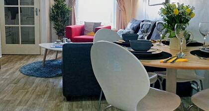 Great Location / City Centre / Parking / 4 Beds