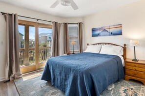 6 bedrooms, iron/ironing board, WiFi, bed sheets