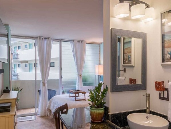 1 室のベッドルーム、アイロン / アイロン台、WiFi