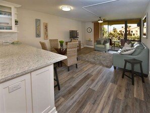 Téléviseur, lecteur de DVD