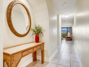 Interior - West Maui View+Homey Comfort! Open Design w/New Kitchen, WiFi–Kamaole Sands 4307 (KIHEI)