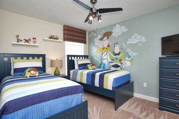 6 bedrooms, iron/ironing board, free WiFi, bed sheets