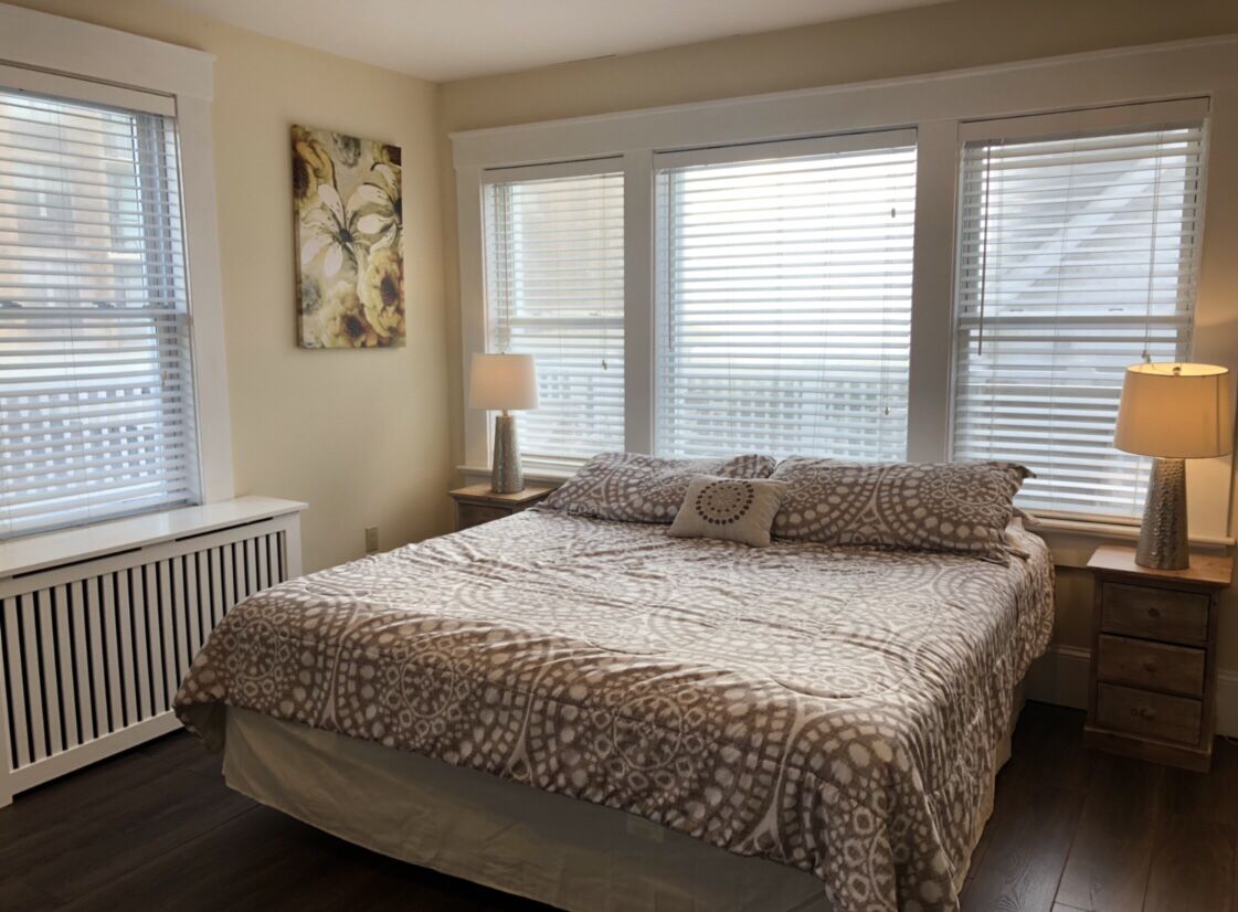 11 slaapkamers, een strijkplank/strijkijzer, gratis wifi, beddengoed