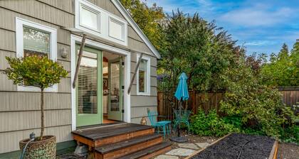 Star Studio: A Private Garden Retreat in Downtown Eugene