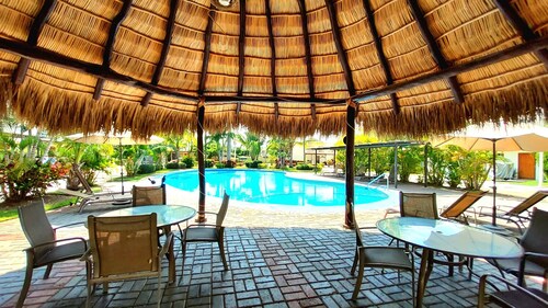 Garden 3BR House close to Beach,Vidanta,Aqua Adventures+Pool+Parking