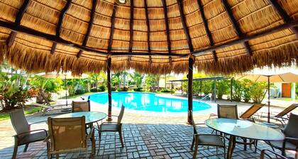 Garden 3BR House close to Beach,Vidanta,Aqua Adventures+Pool+Parking