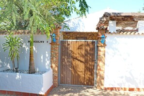 Property grounds - Bungalow with two pools and free Wi-Fi (CONIL DE LA FRONTERA)