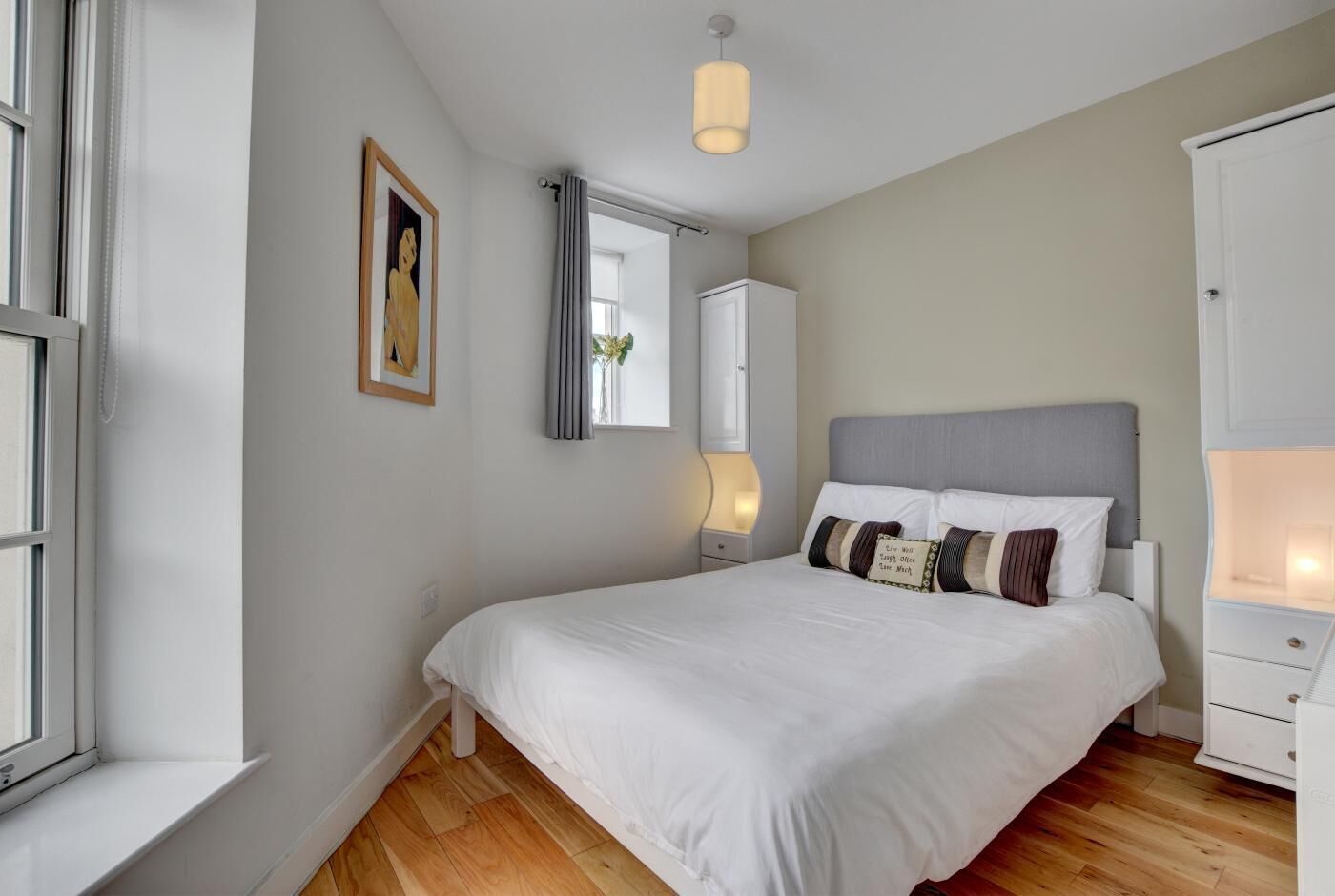 2 soverom, strykejern/-brett, wi-fi (inkludert) og sengetøy