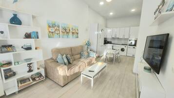 Smart-TV, bordtennis og bøker