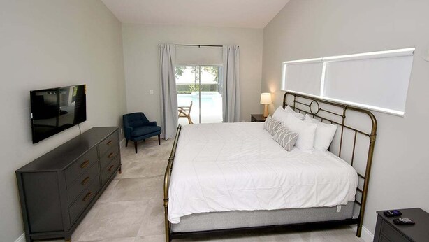 5 habitaciones, tabla de planchar con plancha y wifi gratis 
