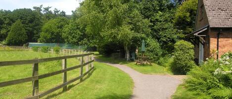 Enceinte de lâhĂ©bergement