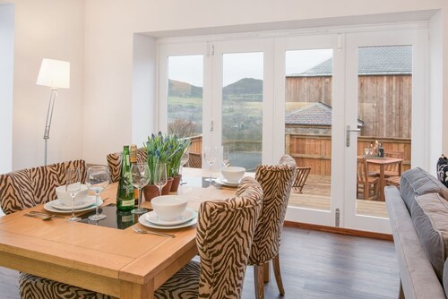 STABLES - stilvolle umgebaute Scheune für 4 Personen in der Nähe des malerischen Melrose