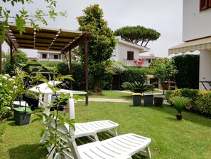 Property grounds - VILLA Mattia & Luca (Lido di Cincinnato - Anzio) (Anzio)