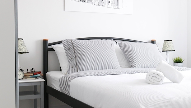 Apartemen Superior | Kedap suara, setrika/meja setrika, Wi-Fi gratis, dan seprai linen