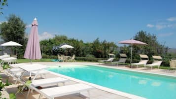 Piscina externa