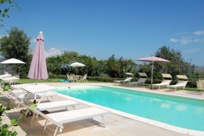 Outdoor pool - Comfortable apartment with private terrace, swimming pool overlooking the sea (S.Tecla)