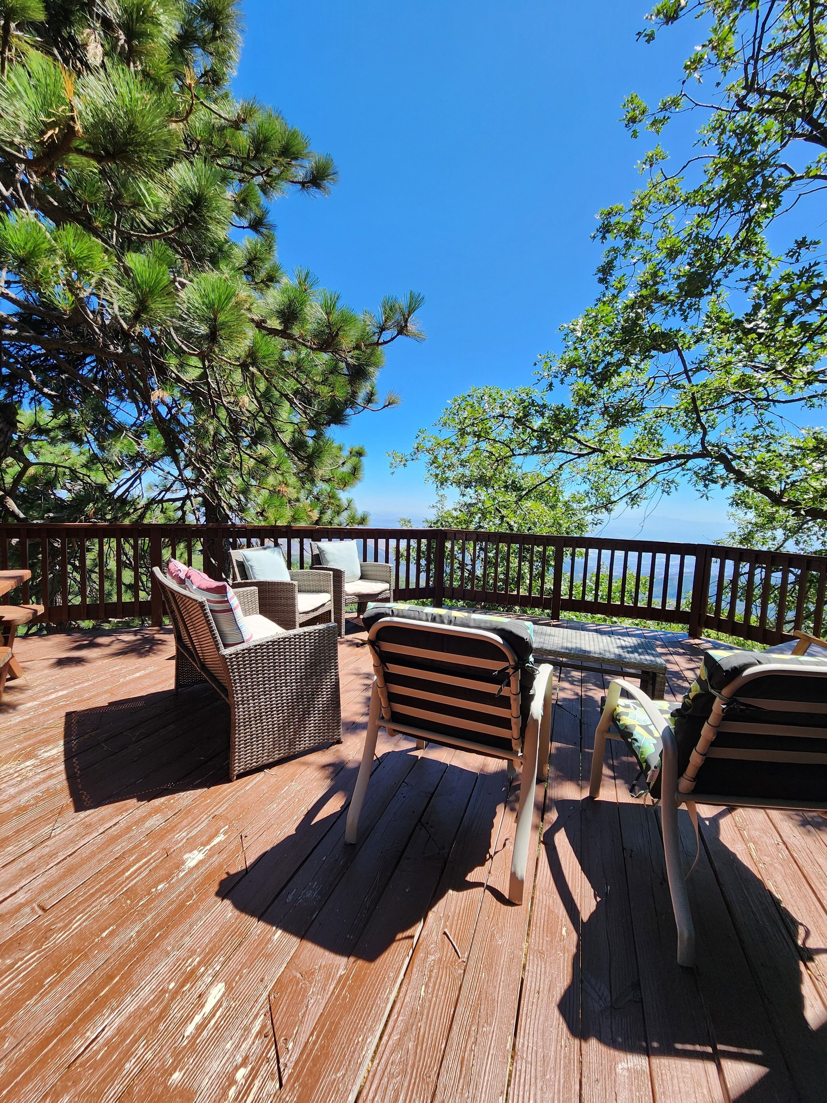 Chalet rustique familial | Vue de la chambre