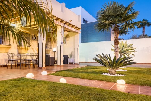 Chalet Alberto, mit Pool und 5 Schlafzimmern