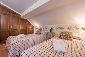 5 chambres, fer et planche Ă repasser, Wi-Fi, draps fournis