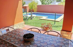 Outdoor dining - Attractive villa with private pool (CONIL DE LA FRONTERA)
