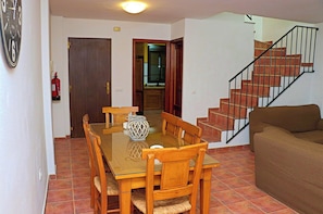 Interior - Duplex Apartment for 6 in Conil centre (CONIL DE LA FRONTERA)